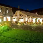 Historia & Historante Hotel