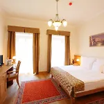 Historia & Historante 4* Veszprem