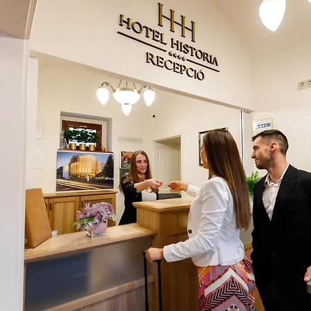 伊斯托利亚伊斯托兰特酒店 4*