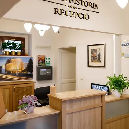 Historia & Historante 4*