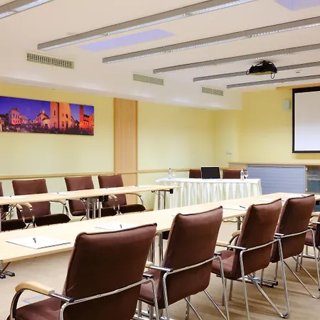 Historia & Historante Hotel