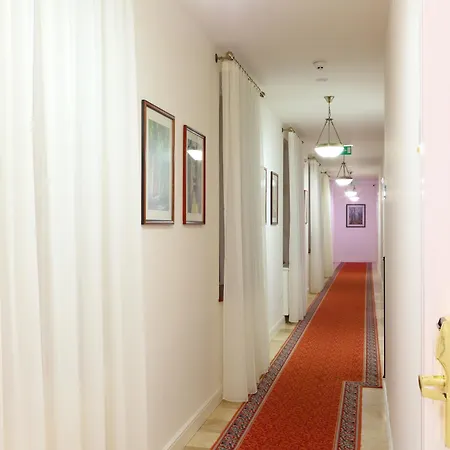 Hotel Historia & Historante 4*