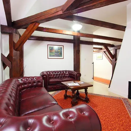 伊斯托利亚伊斯托兰特酒店 维斯普雷姆