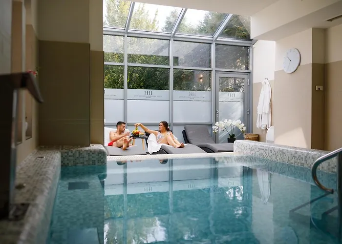 Historia & Historante 4*