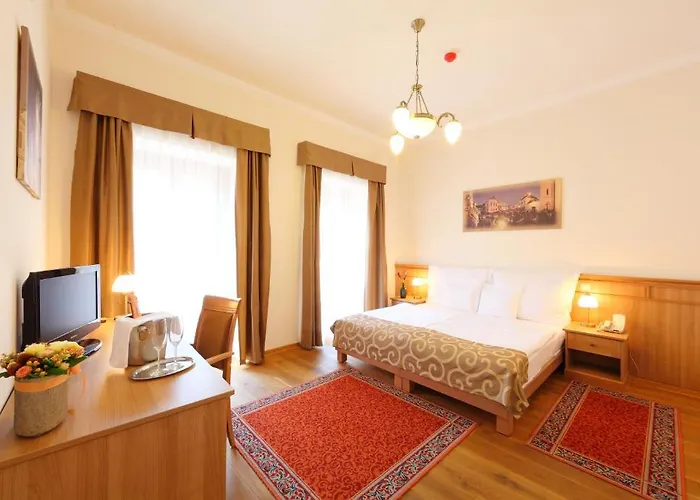 Historia & Historante 4* Veszprém